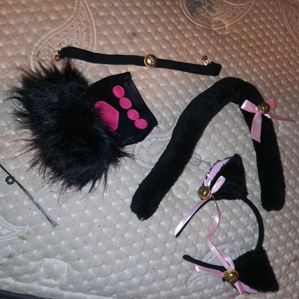 Cat cosplay black
